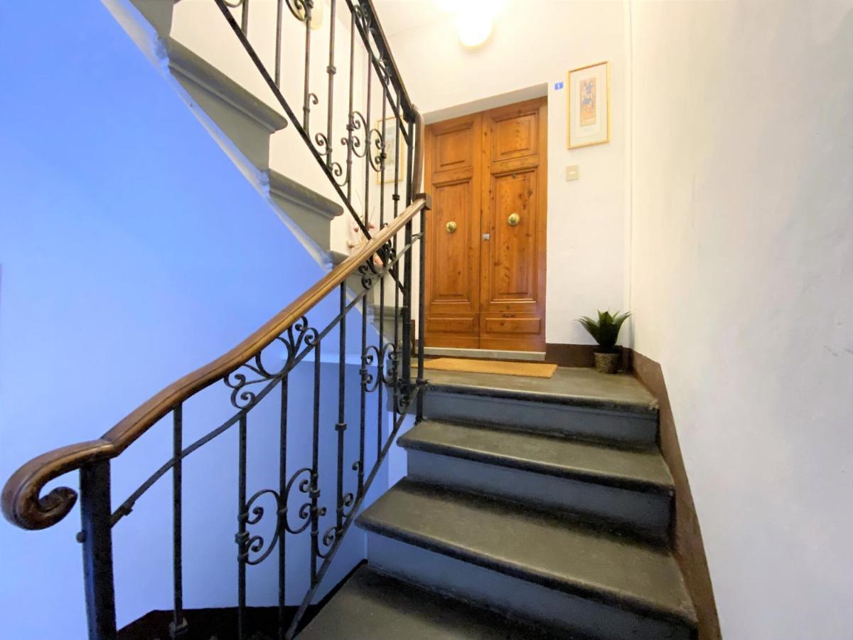Casa Stella- A Due Passi Dal Corso Di Siena Διαμέρισμα Εξωτερικό φωτογραφία